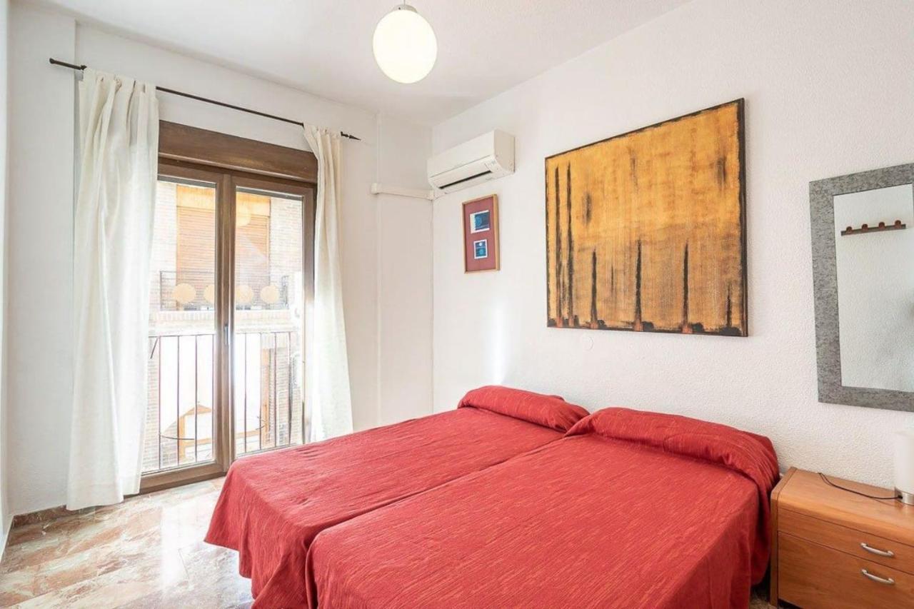Modern Apartment In The Heart Of Granada Exterior foto